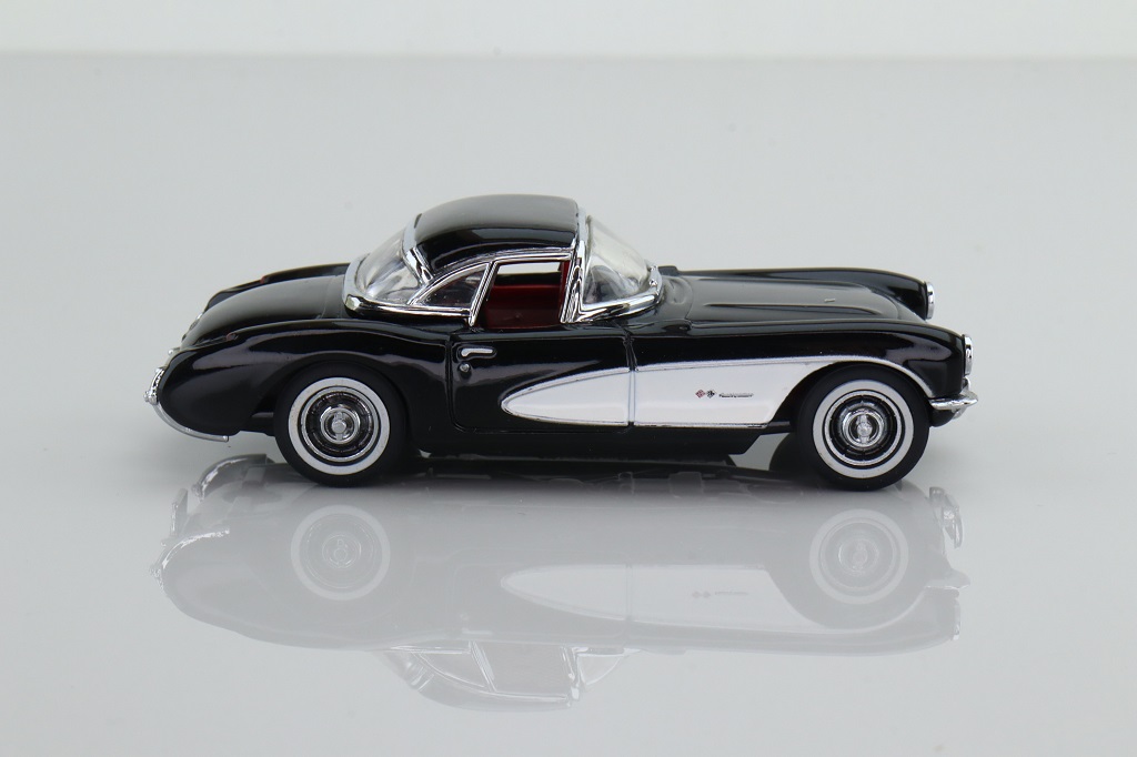 Matchbox Collectibles DYG06; 1956 Chevrolet Corvette